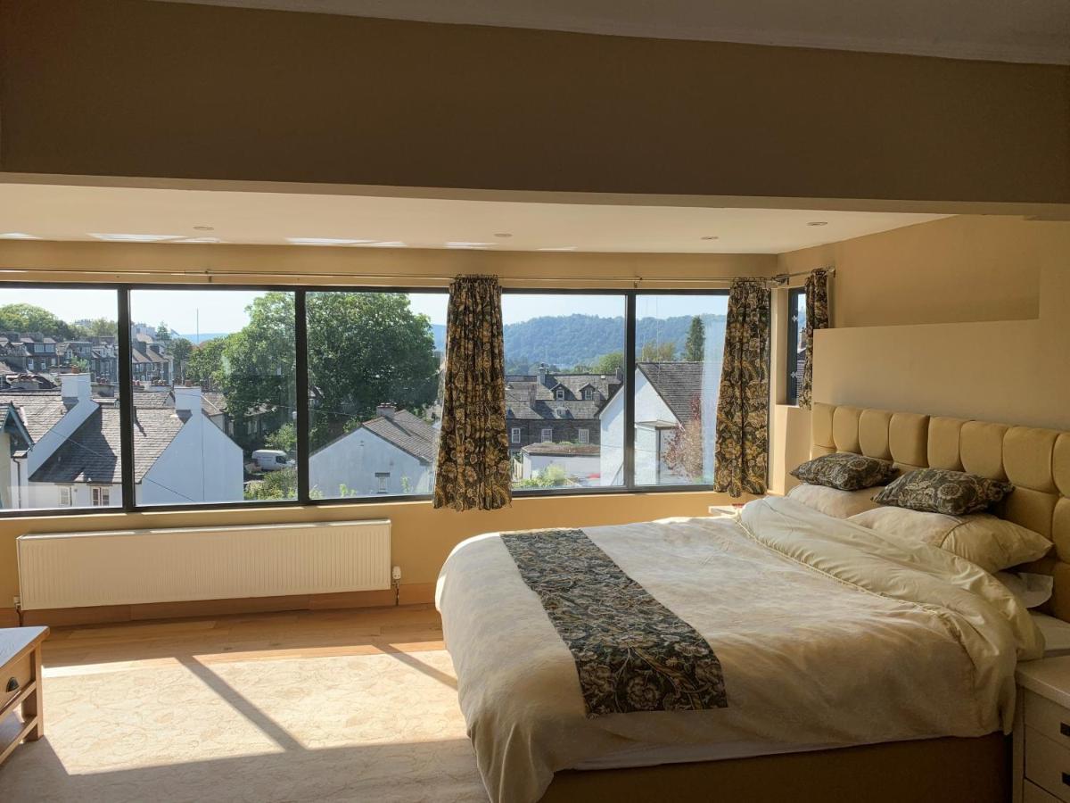 The Penthouse Bowness Luxury Loft Jacuzzi Bath & Complimentary Lakeview Spa Membership Esterno foto